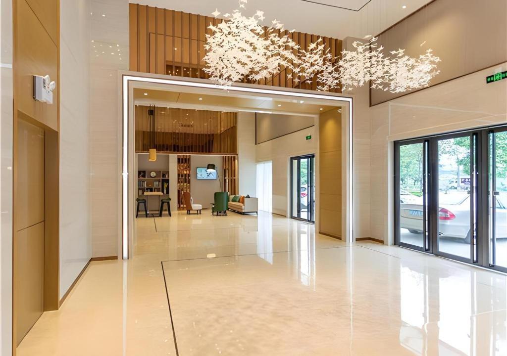 City Comfort Inn Maoming Xinyi Yudu Park Extérieur photo